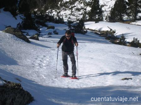 Con raquetas de nieve, hacia el Portillón de Benasque.